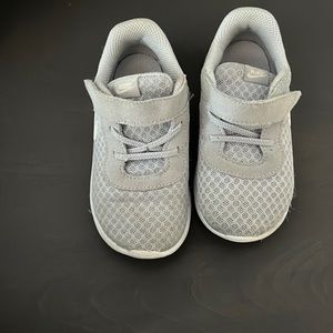 Nike toddler sneakers